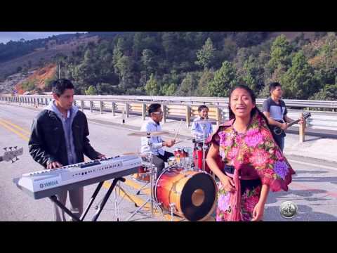 Debora espinoza  vivir cantando (Video Oficial)