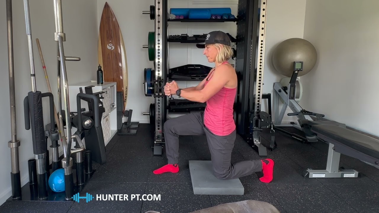 cable half kneeling Pallof press   outside knee down