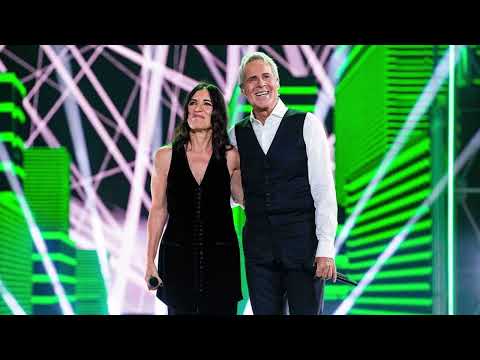 Claudio Baglioni ft. Paola Turci - Io me ne andrei - Live a Uà - Uomo di varie età