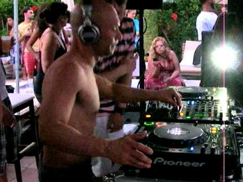 Lego in the mix, WMC 2011, Miami, Fl