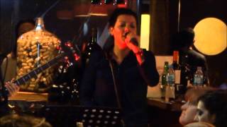 Échame a mi la culpa  Lunas Morenas