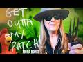 'Turnip Patch' - Fiona Boyes: 3 string cigarbox guitar & percussion. Handmade Anti Ai directors cut!