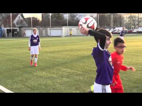 Fc Twente 013 vs Tebe Berlin O13   (deel1)   minitoernooi   Vflwolfsburg 06-02-2016