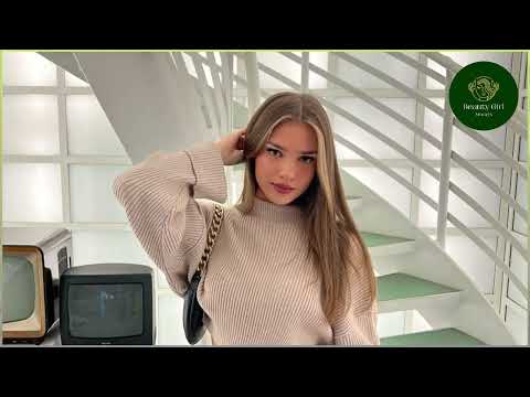 Lisa Subotic...Wiki Biography,age,weight,relationships,net worth - Curvy model plus size