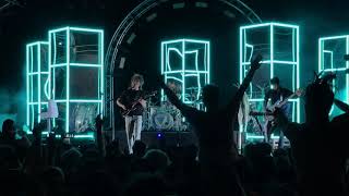 Enter Shikari - “Airfield” (Live at 2000 Trees Festival 2018)