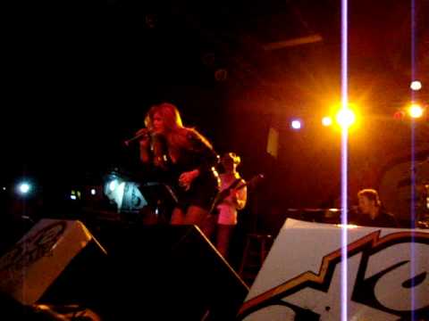 BANDIDO - ANA BARBARA EN SAN DIEGO 6-2010