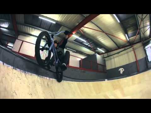 BSD - Kriss Kyle & Alex Donnachie at O2