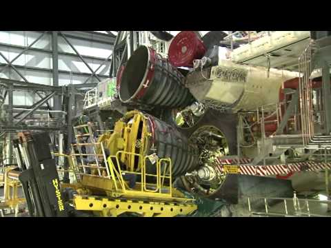 Shuttle's Main Engines Installed for Final Planned Flight