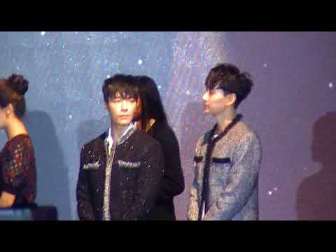 [170904] Donghae & Eunhyuk received the ambassador award in KBEE Jakarta 2017