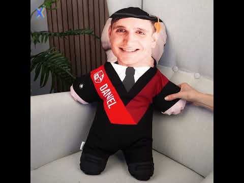 Tyyny Mini Me Sinun näköinen nukke Tyyny Mini Me Sinun näköinen nukke