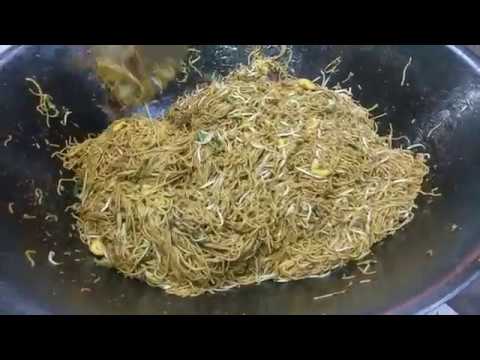 download lagu mp3 mp4 Mee Goreng Mat Gebu, download lagu Mee Goreng Mat Gebu gratis, unduh video klip Mee Goreng Mat Gebu