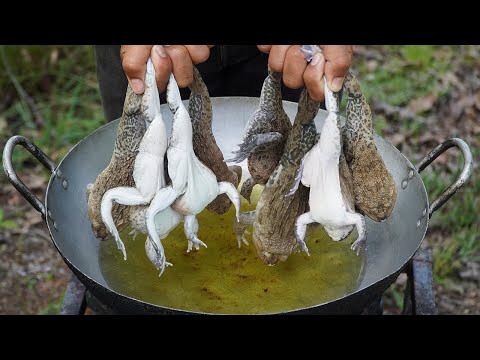 Tasty Deep Fried Frog Recipe | Crunchy Frog Cooking in Village