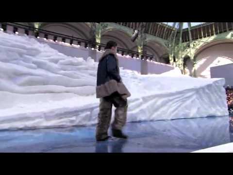 Chanel ➤ Fall/Winter 2010/2011 (HD 1080p)