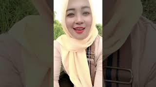 Download lagu Nek Ditumpaki Bojone Yo Ora Haram mp3 Download lagu Nek Ditumpaki Bojone Yo Ora Haram mp3