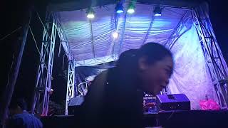 Download lagu Penyanyi artis makassar Elyn Cetarrr Bang Jahong by Rasya D'academy mp3 Download lagu Penyanyi artis makassar Elyn Cetarrr Bang Jahong by Rasya D'academy mp3