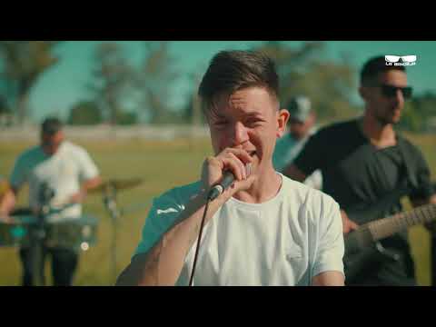 LA BANDEJA - RECORRIENDO BARRIOS (Los naranjos - A. Korn)  [Enganchado Cumbia en vivo]