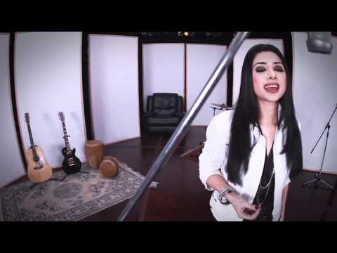 Club Caramel - Deewana ::