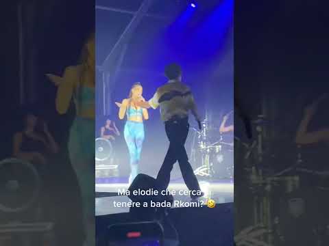 Elodie calm down Rkomi #elodie #rkomi #funny #meme #concert #anger