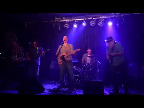 West Coast Movers Heart On My Sleeve (Live at The Nambucca)