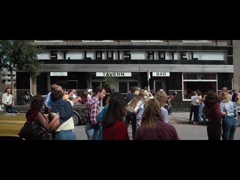 Superman vs Clark Kent