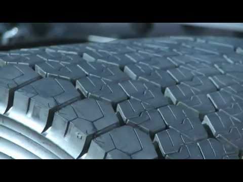 Der neue MB Actros MP4 (20/23) : Superbreitreifen   -   Video ..........Oeni