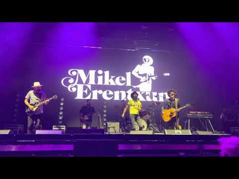 Rozando La Eternidad (Ft Angel Stanich) - Mikel Erentxun