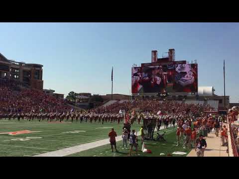 Texas Longhorn Band pre-game entrance into DKR Sep 2, 2017 Maryland @ Texas