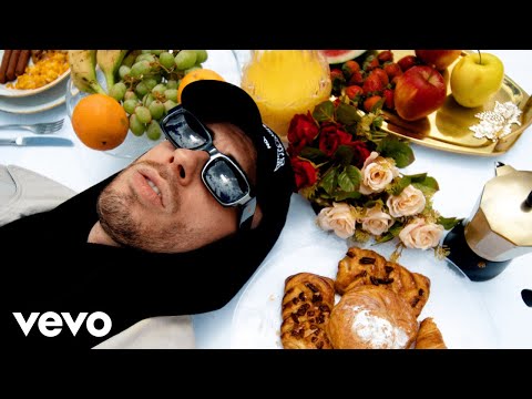 Shoda Monkas, Toni Anzis - Un beso a los anillos (Video Oficial)