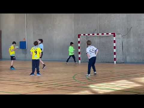 Partido de balonmano Alevín CB Tres Cantos contra Apostol Santiago Aranjuez.