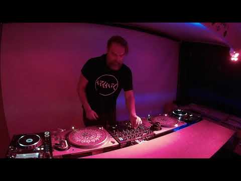 ZADIG Buenos alienes at rentalstudiocaligaris