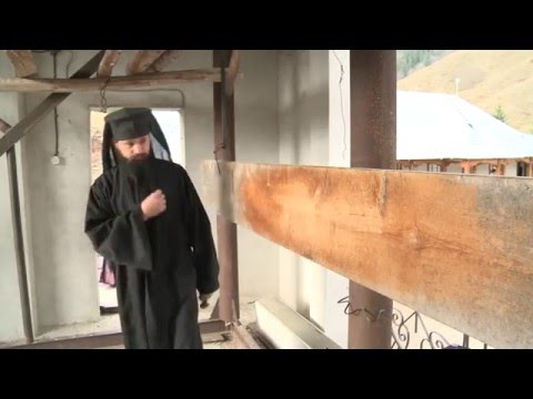 Toaca de la Manastirea Petru Voda. Nu exista sunet mai inaltator ca acesta!