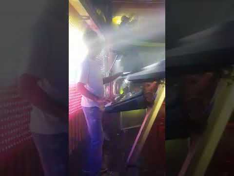 JOHNNY SOUZA  CANTA AMADO BATISTA