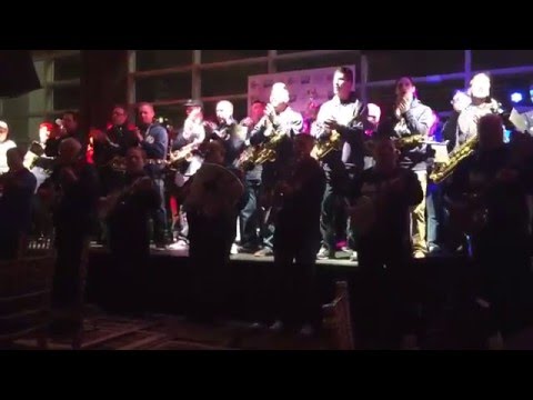 SPSB Sugar House Casino - 2016 Peoples Choice Awards - When You're Smiling