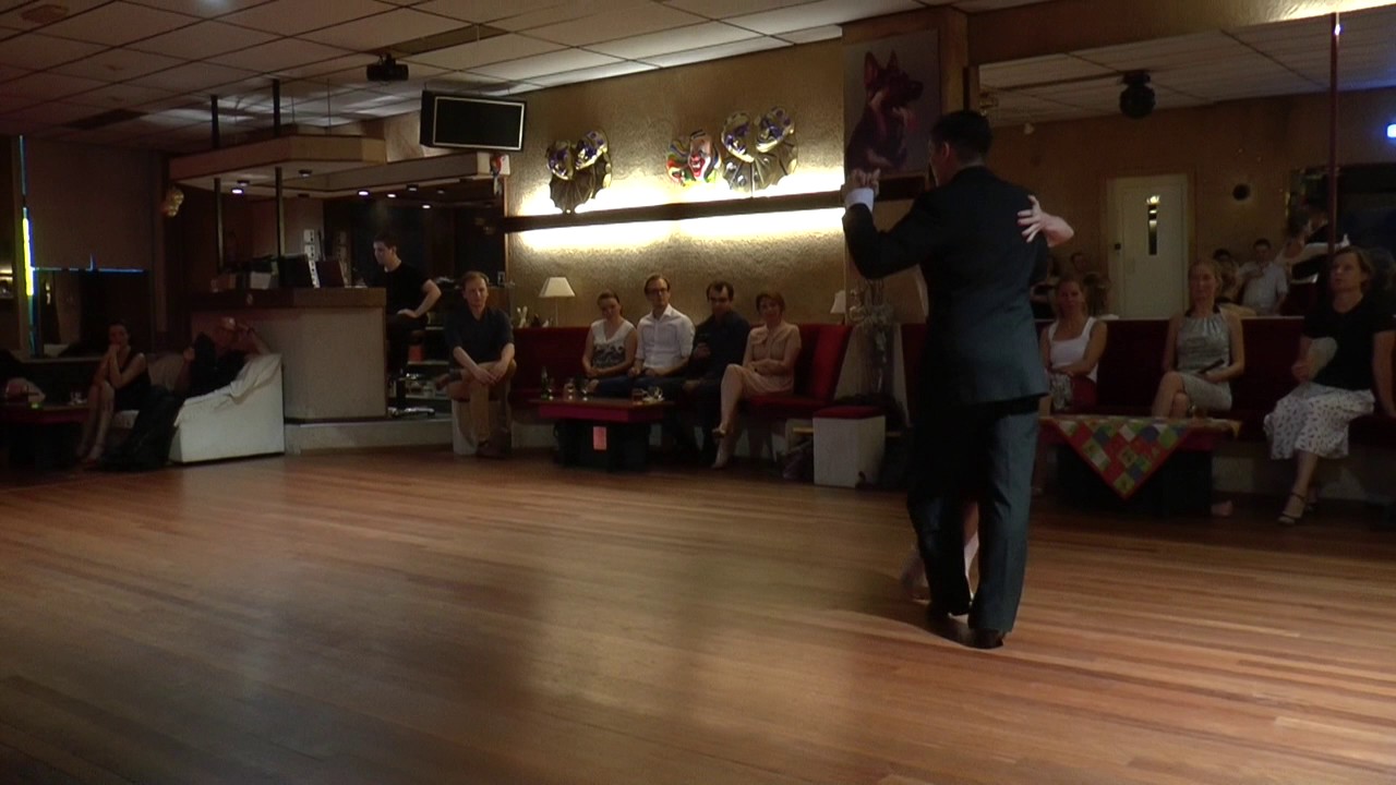 Camila Fontan & Matias Diaz in La Milonga Firulete (1) "Ojos Negros" C.di Sarli