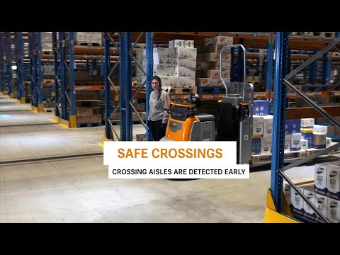 Autonomous low level order picker STILL OPX iGo neo - safety in cross aisles
