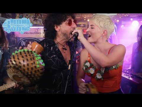 THEM VIBES FT. MAGGIE ROSE - Right On (Live at AMERICANAFEST in Nashville, TN 2019) #JAMINTHEVAN