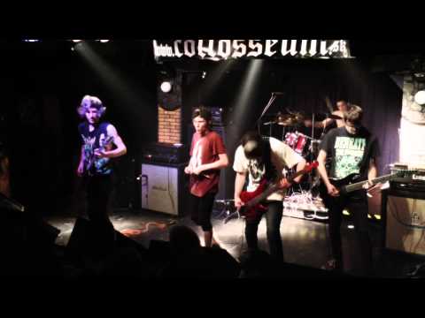Floating Debris - 07.09.2013 - Collosseum Music Pub, Košice (Full Concert)