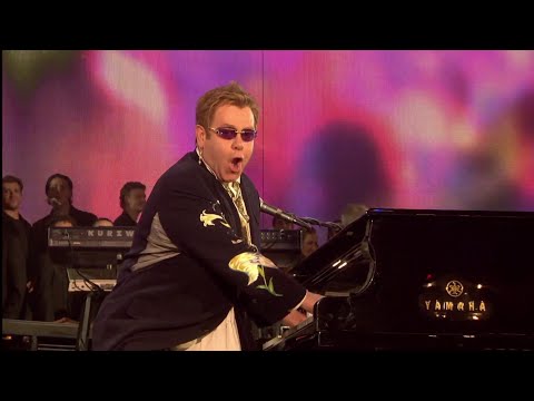 Elton John FULL HD - Saturday Night's Alright (For Fighting) (Concert For Diana live) | 2007