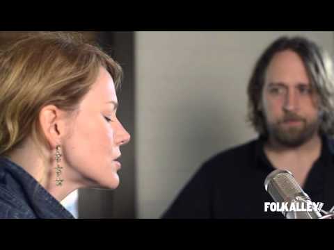 Folk Alley Sessions at 30A: Hayes Carll & Allison Moorer - 