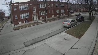 Bodycam video shows off-duty Chicago police officer in deadly shooting
