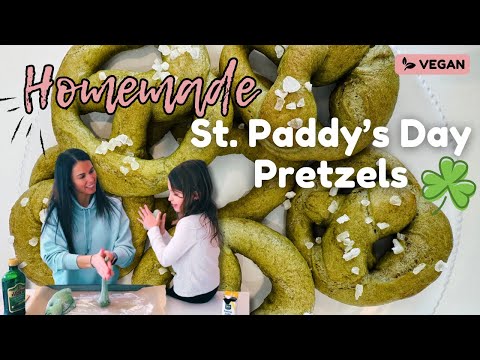 Homemade {St. Paddy's Day} Pretzels!