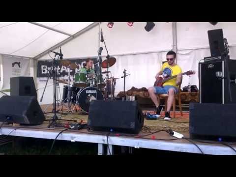 Binarydivision - Binary Division @ BrutALpOp na Lebedě 2014