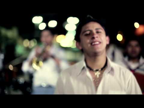 GRUPO IRREVERSIBLE - SE ENAMORO DE TI HD (Video Oficial)