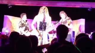 Been Around The World : Cracker