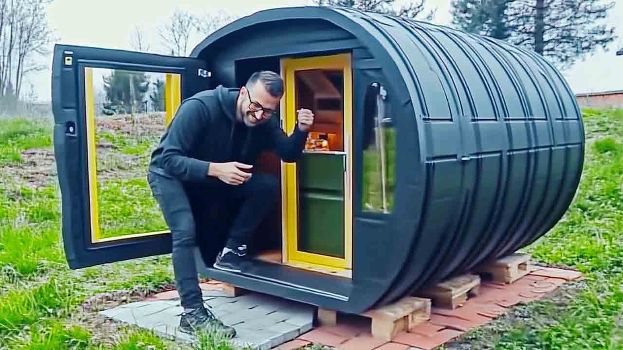 15 Amazing MINI Houses