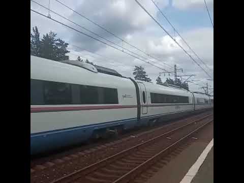 Сапсан 300км.