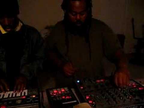 ras-G and Mr.Dibiase create on the SP 303 MPC pt3
