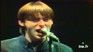 The Jam - But I&#39;m Different Now (Live)