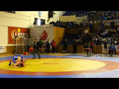 Rares Chintoan la Campionatele Nationale de Lupte
