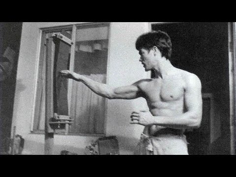 Jeet Kune Do Finger Jab